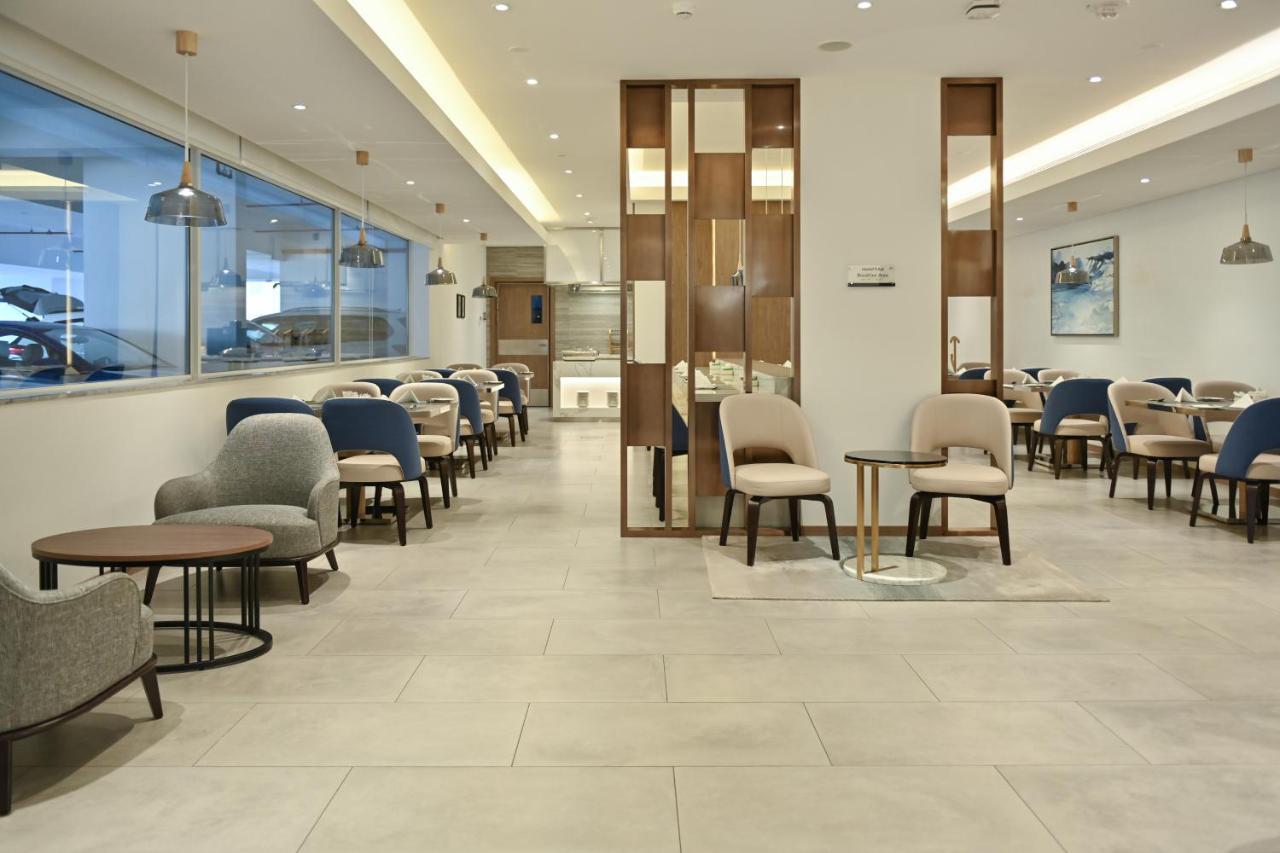 Comfort Hotel Jeddah King Road ภายนอก รูปภาพ