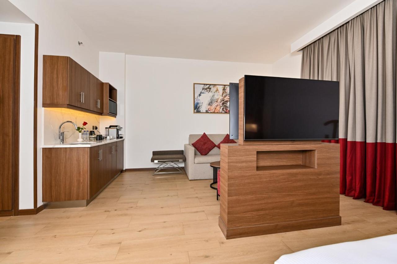 Comfort Hotel Jeddah King Road ภายนอก รูปภาพ