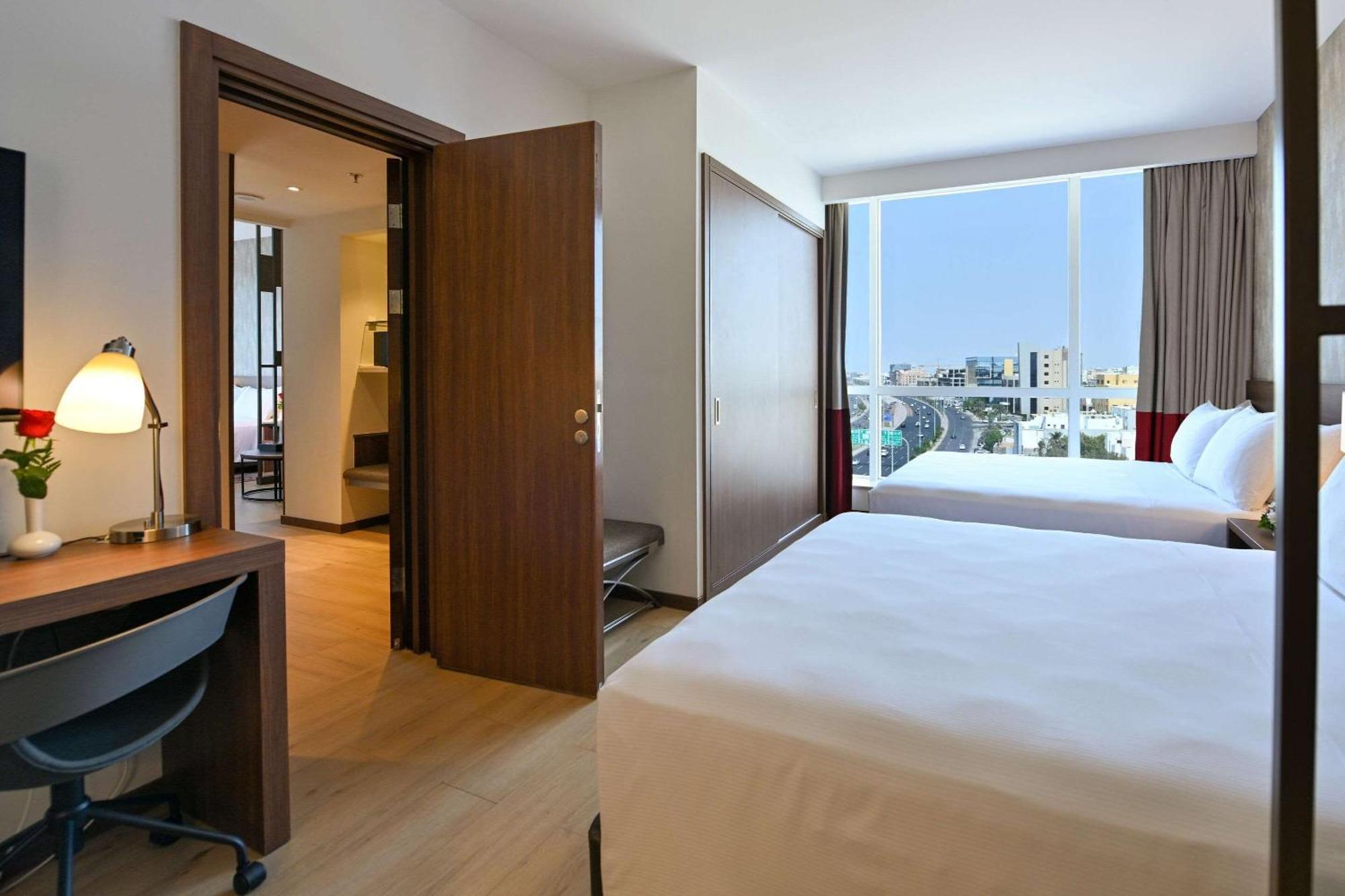 Comfort Hotel Jeddah King Road ภายนอก รูปภาพ