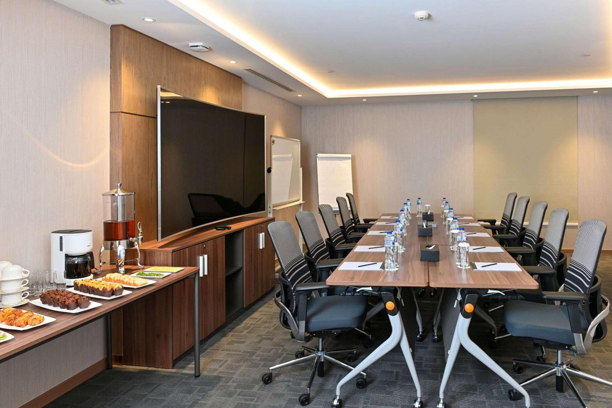 Comfort Hotel Jeddah King Road ภายนอก รูปภาพ